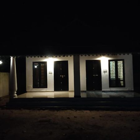 Marari Secret Beach Yoga Homestay Mararikulam Buitenkant foto